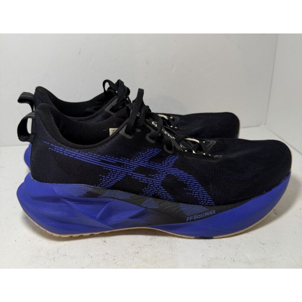 Asics Novablast 5 Shoes Mens Sz 9.5 Black Cobalt Burst Running Sneakers 1011B974